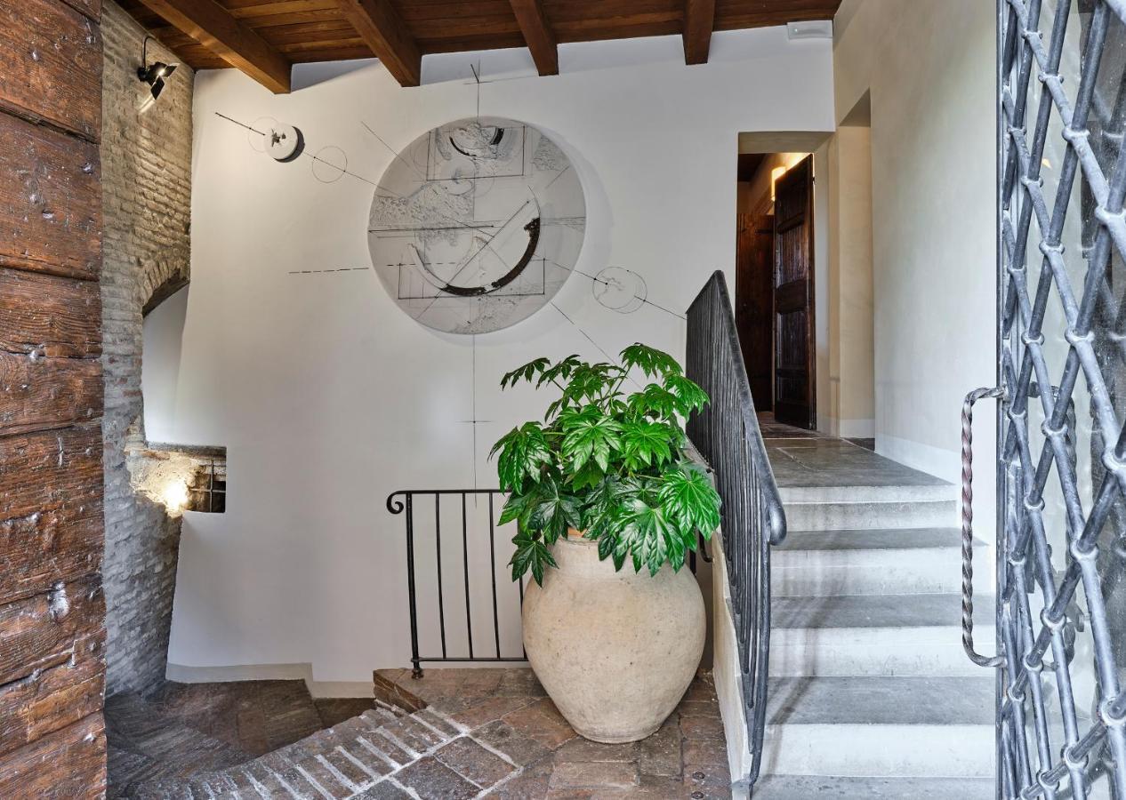 Palazzo Viviani Castello Di Montegridolfo Hotel Ngoại thất bức ảnh