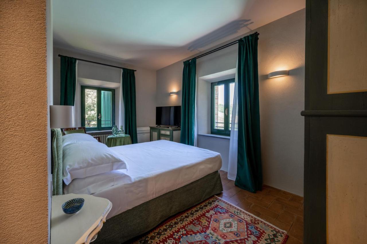 Palazzo Viviani Castello Di Montegridolfo Hotel Ngoại thất bức ảnh
