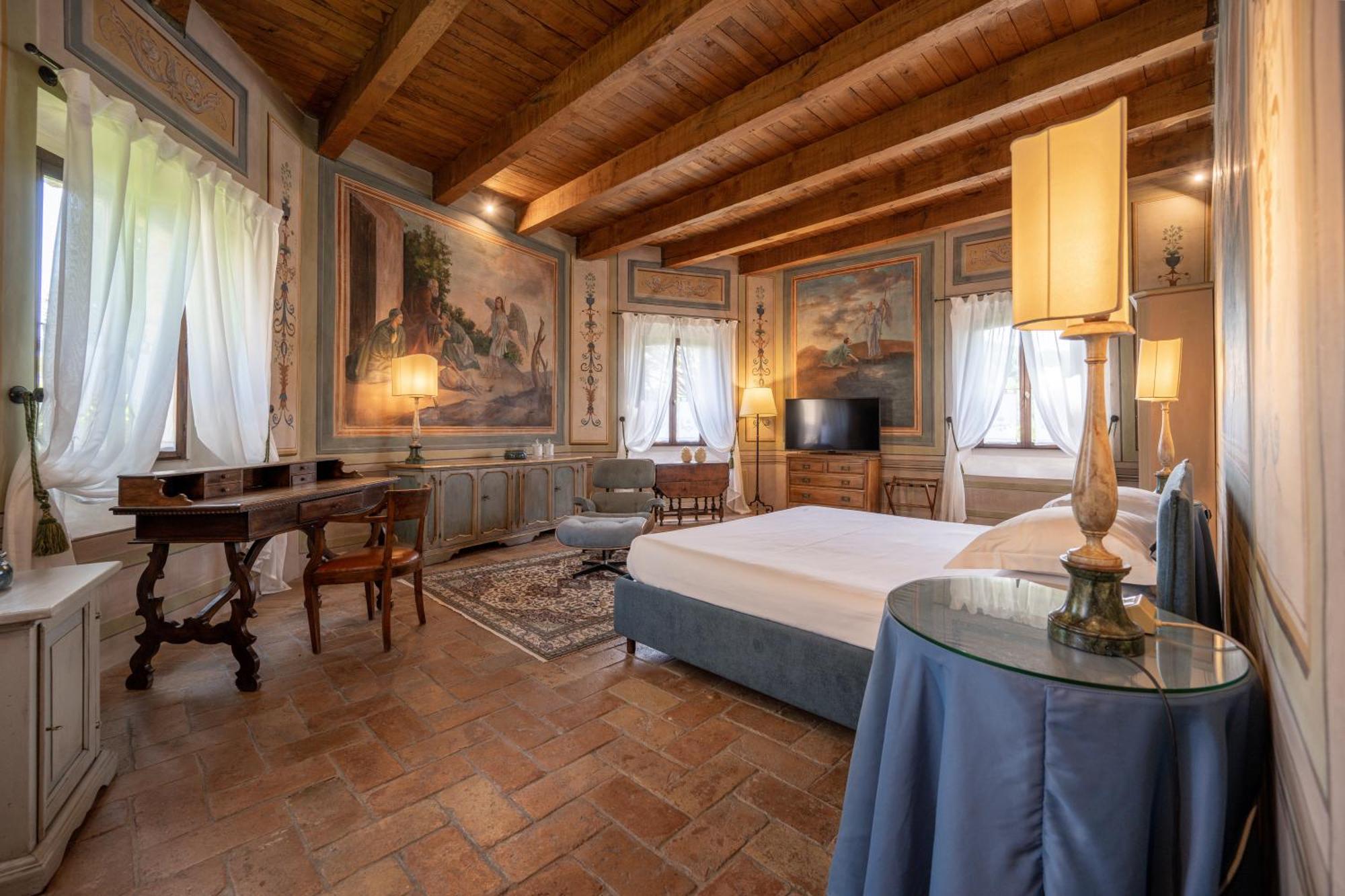 Palazzo Viviani Castello Di Montegridolfo Hotel Phòng bức ảnh
