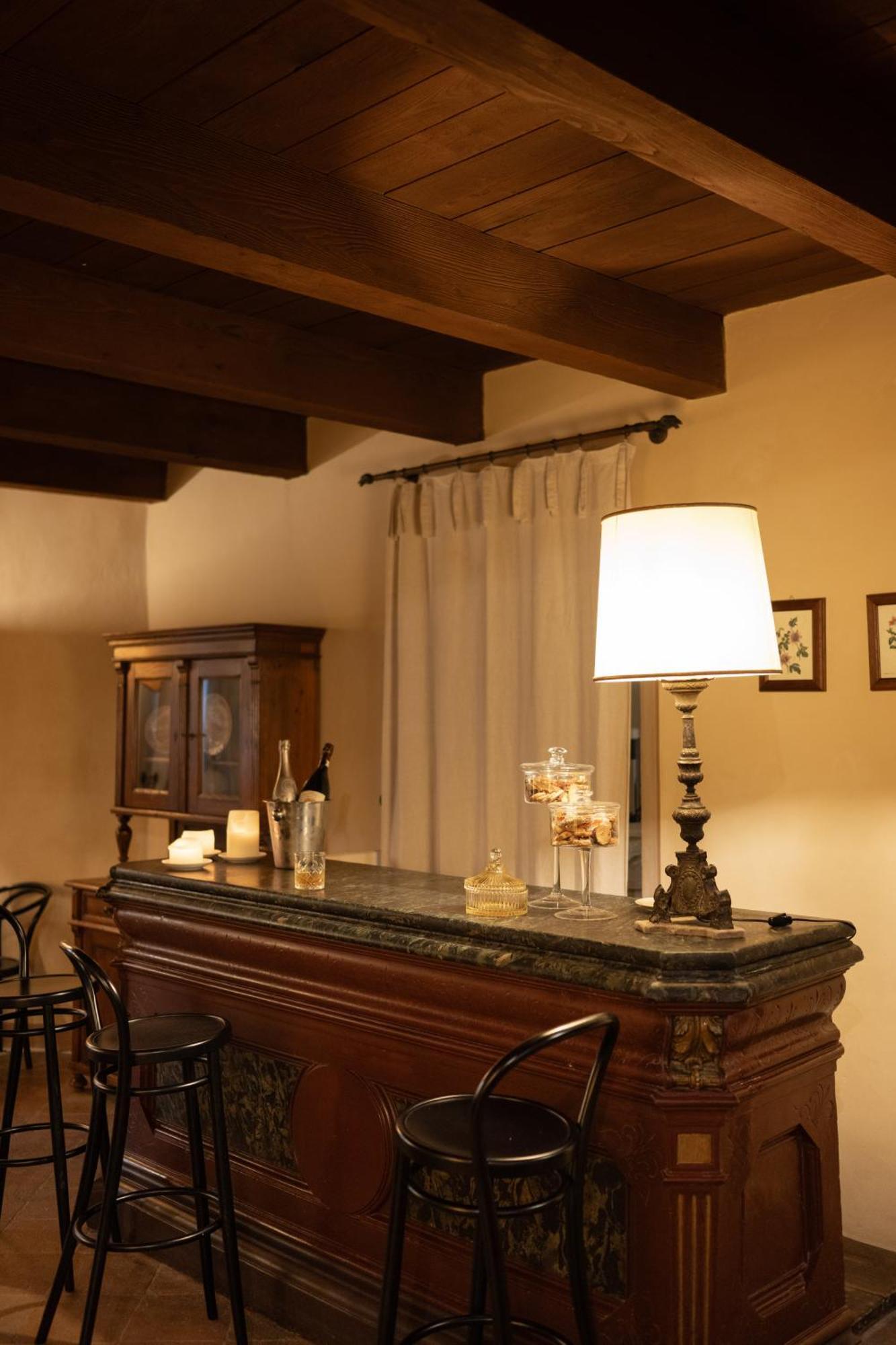 Palazzo Viviani Castello Di Montegridolfo Hotel Ngoại thất bức ảnh